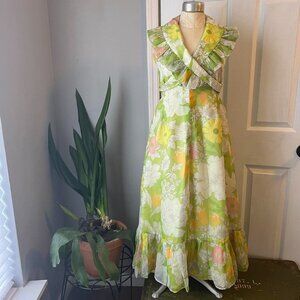 VINTAGE 1970s Handmade Floral Halter Dress